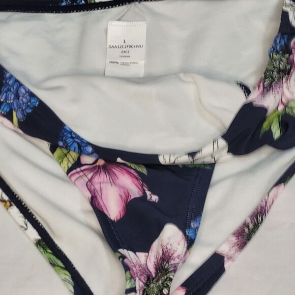 Bikini Bottom Large Lace Up‎ Tie Sides Navy Background Floral New No Tags - Picture 2 of 4